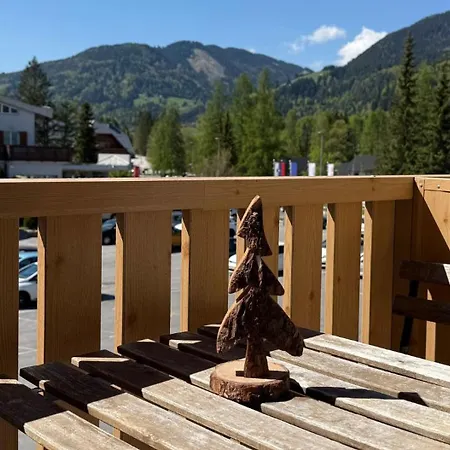 Apartman Mojca In&out - Apartmaji Lena Kranjska Gora