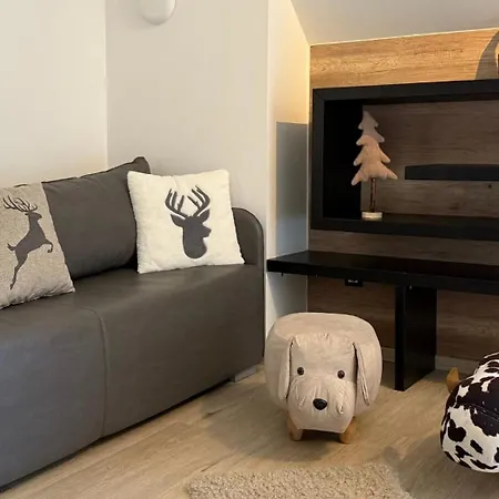 Mojca In&out - Apartmaji Lena *