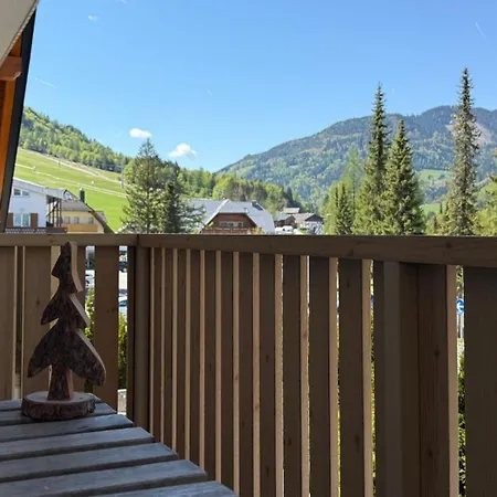 Mojca In&out - Apartmaji Lena Kranjska Gora