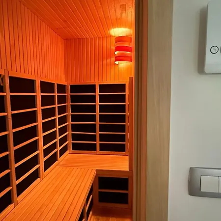 Mojca In&out - Apartmaji Lena