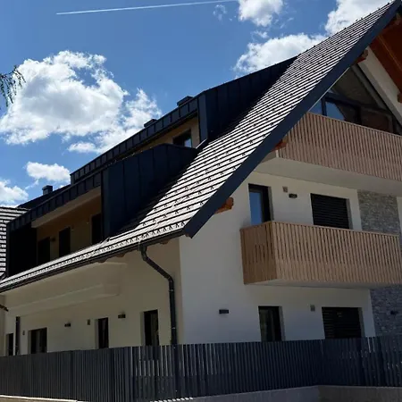 Mojca In&out - Apartmaji Lena Apartament Kranjska Gora
