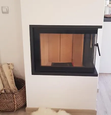 Mojca In&out - Apartmaji Lena *