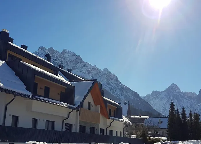 Mojca In&out - Apartmaji Lena