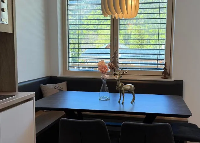 Mojca In&out - Apartmaji Lena *