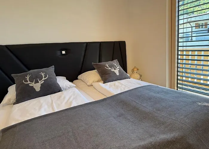 Mojca In&out - Apartmaji Lena *