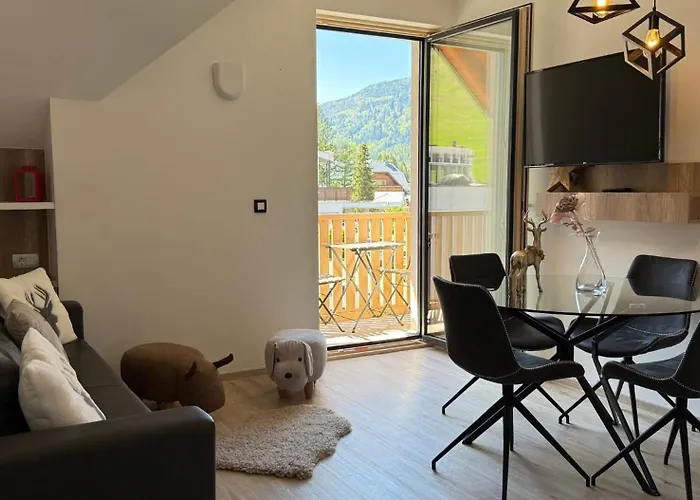 Mojca In&out - Apartmaji Lena * Kranjska Gora