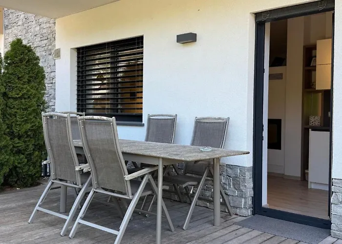 Mojca In&out - Apartmaji Lena Apartman Kranjska Gora