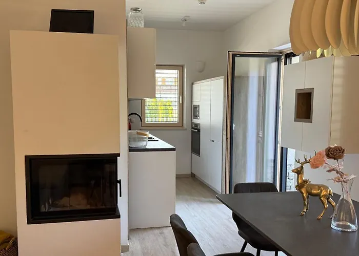 Apartman Mojca In&out - Apartmaji Lena