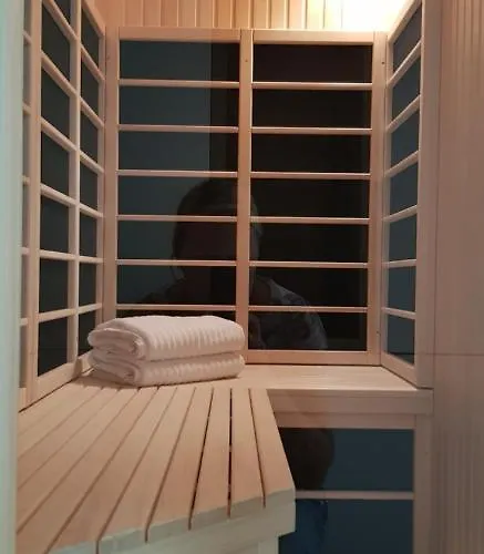 Mojca In&out - Apartmaji Lena *