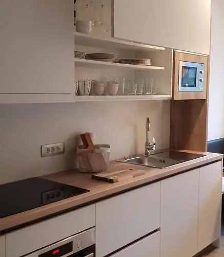 Mojca In&out - Apartmaji Lena *